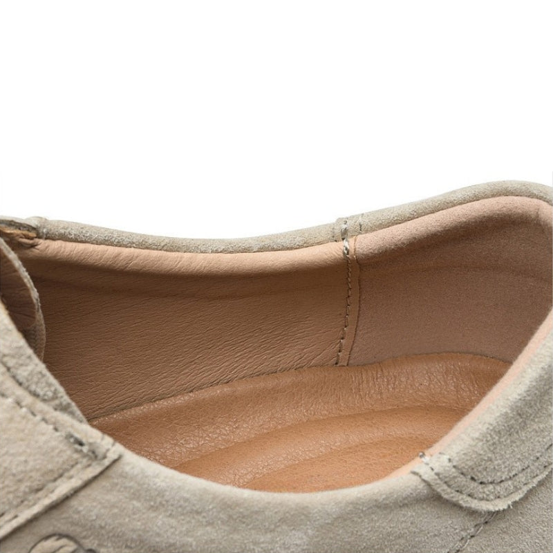 Mocassins casuais versáteis 